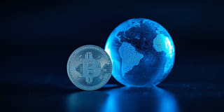 Mercados financieros globales con criptomonedas incluidas como parte de ellos